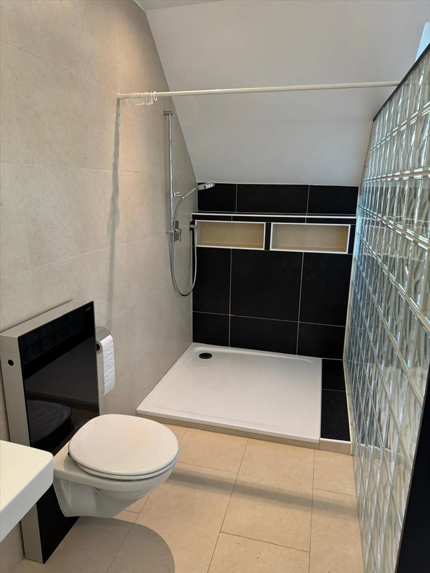 Magnifique penthouse de 5,5 pièces à La Chaux-de-Fonds - Photo 11 sur 13