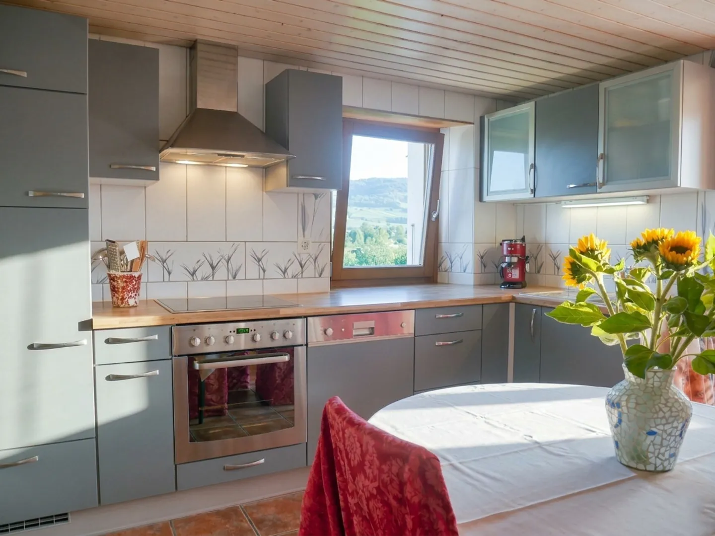Charmante 3.5-Zimmer Wohnung - Foto 3 von 12