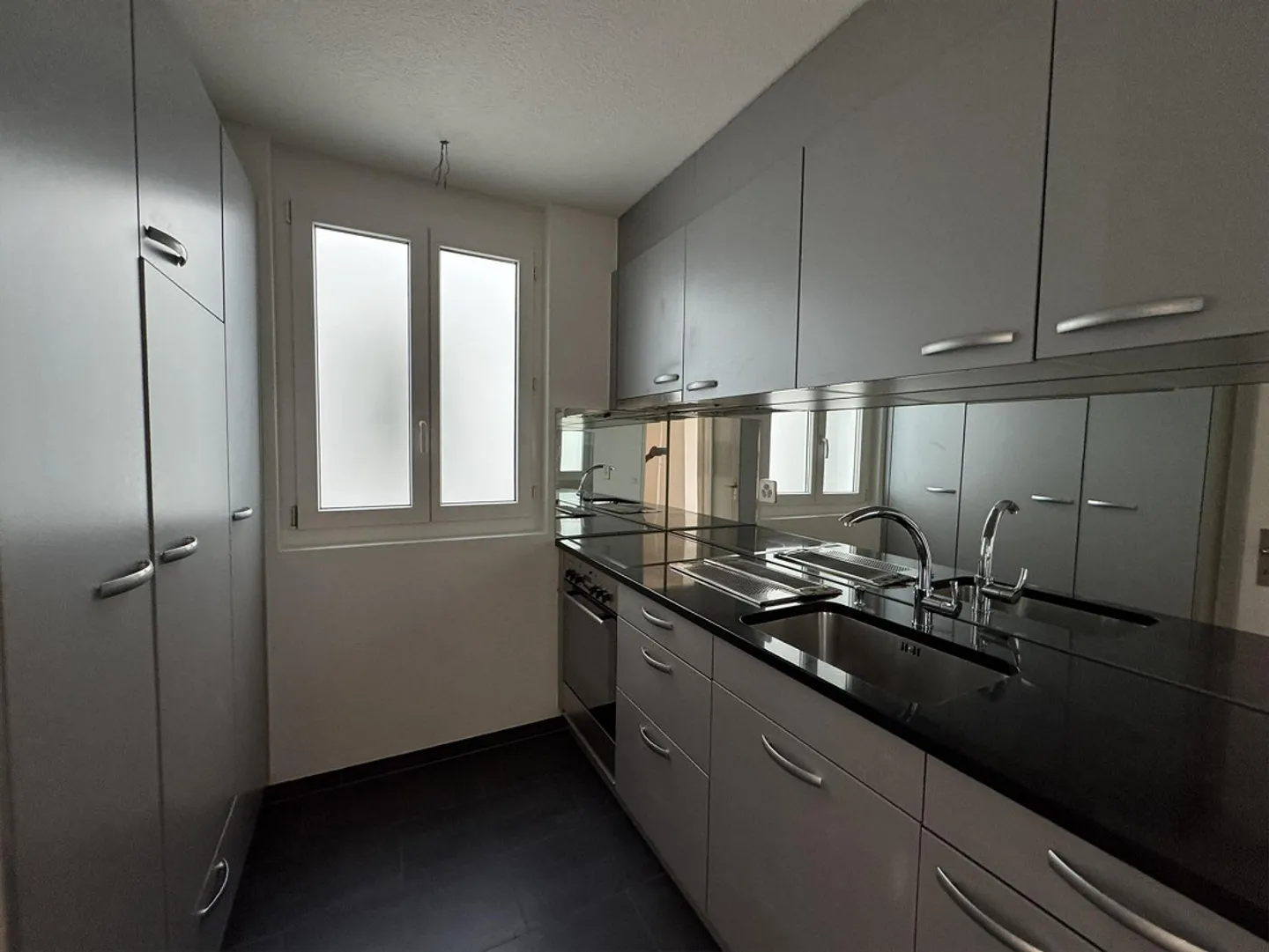 Appartement 2 pièces dans un emplacement central - Photo 5 sur 7