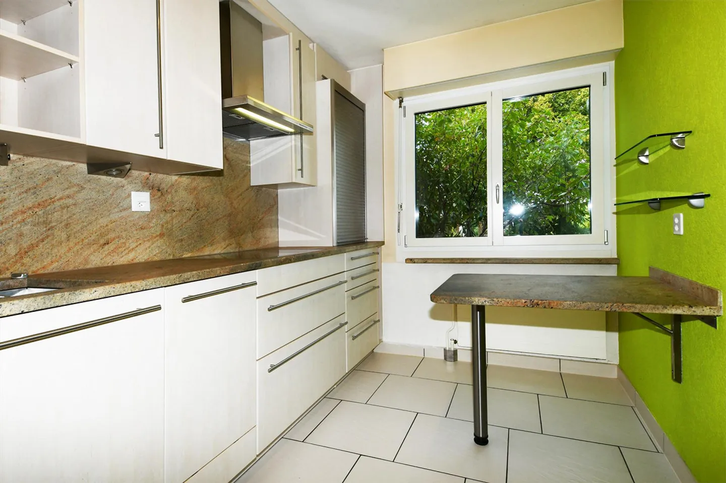 Casa unifamiliare di 4 stanze con laboratorio - Foto 4 di 16