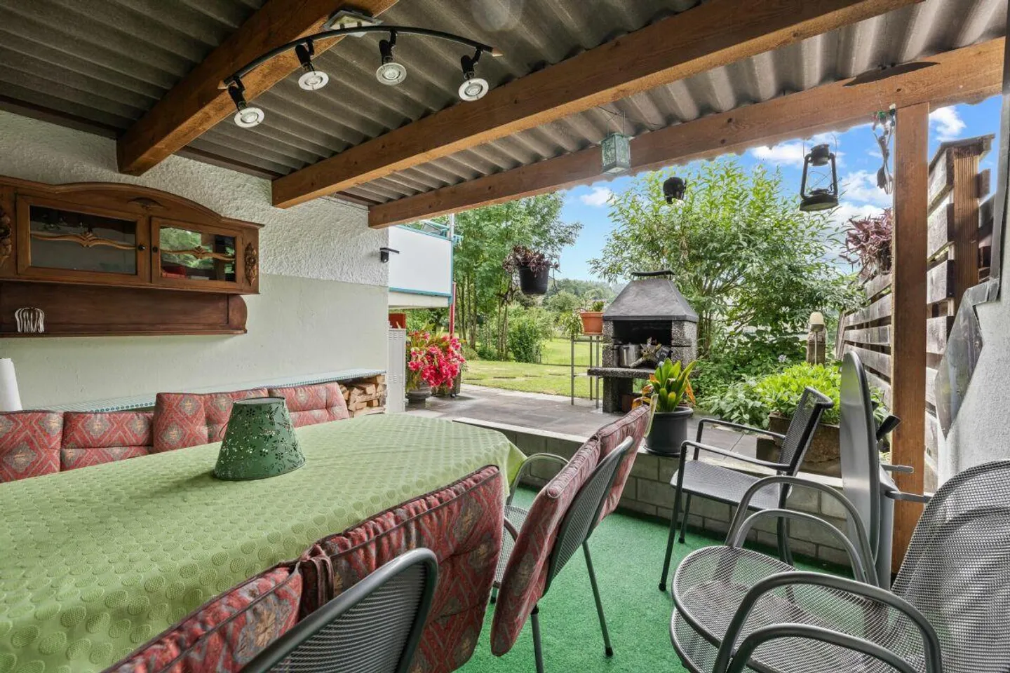 Gepflegtes Reiheneinfamilienhaus mit Garten, Werkstatt, Garage und ... - Foto 16 von 19