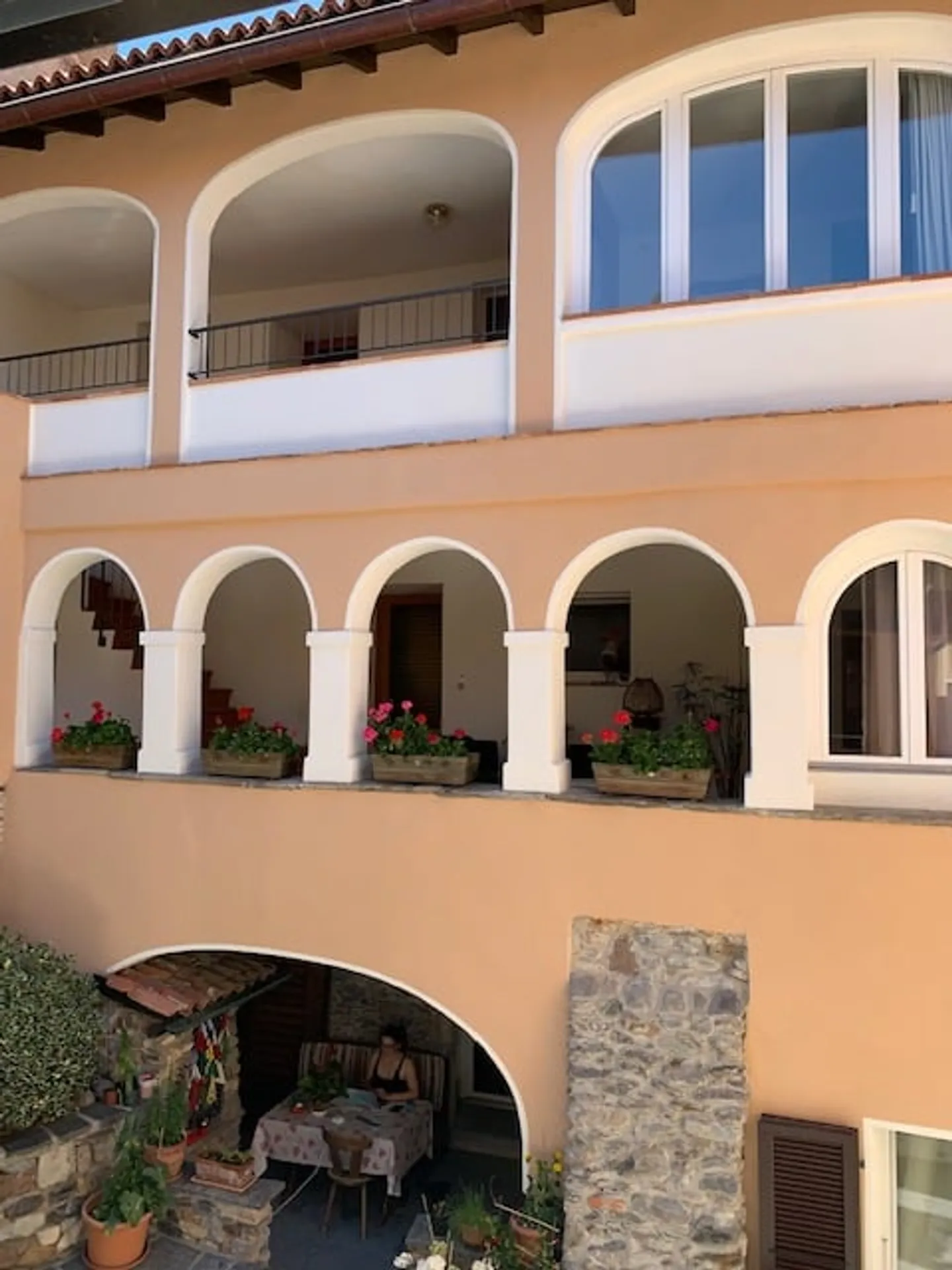 2 Camere Completamente Ristrutturate, a 60 m dal Lago - Foto 1 di 8