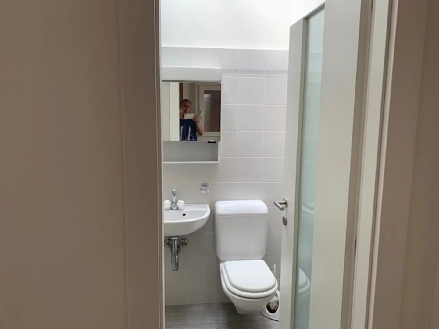 2 Camere Completamente Ristrutturate, a 60 m dal Lago - Foto 7 di 8