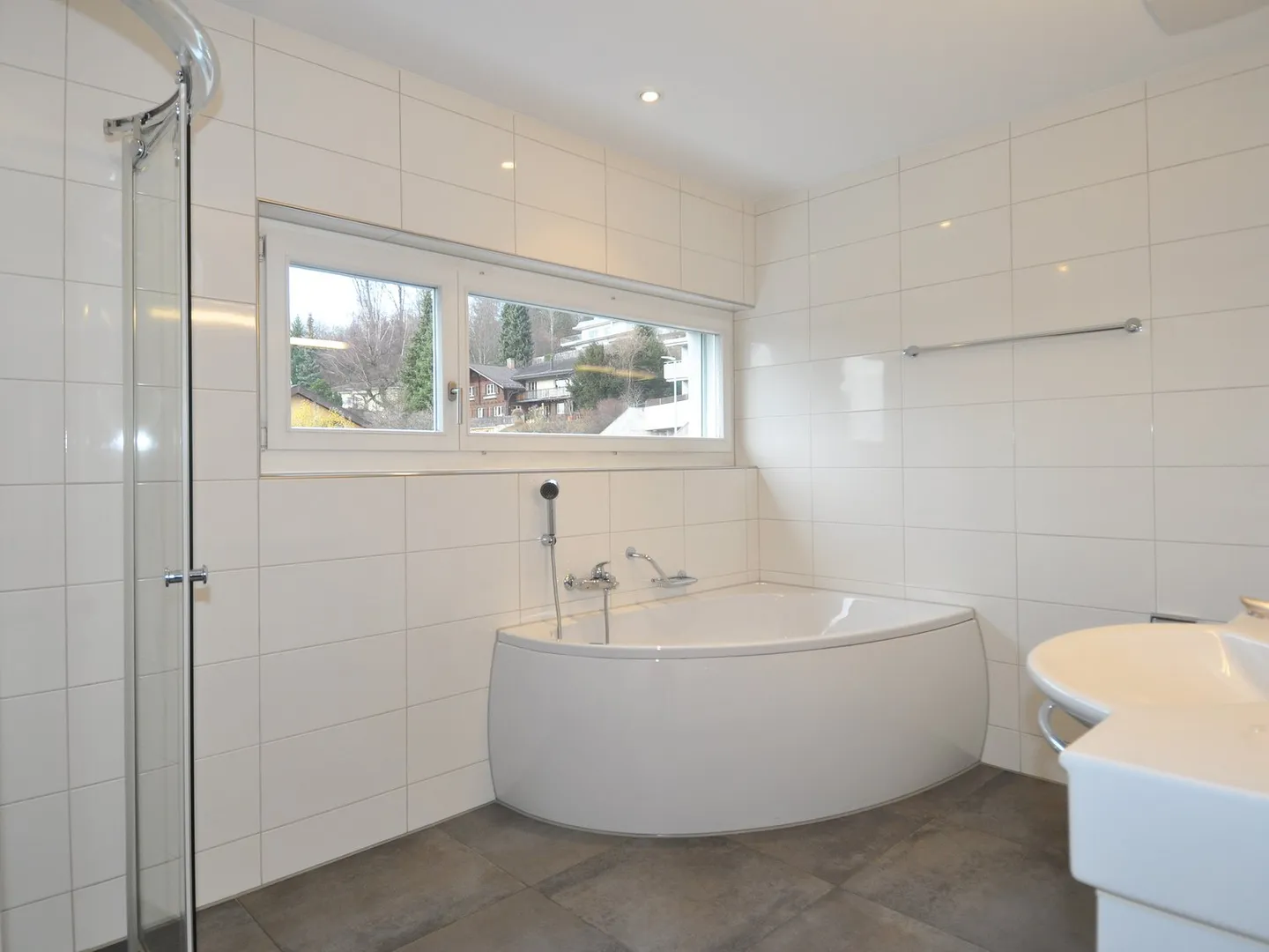 Spacious 4.5-room apartment with a view - Photo 9 of 21