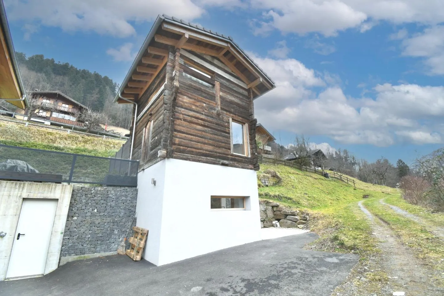 Chalet 2.5 rooms - Photo 1 of 9