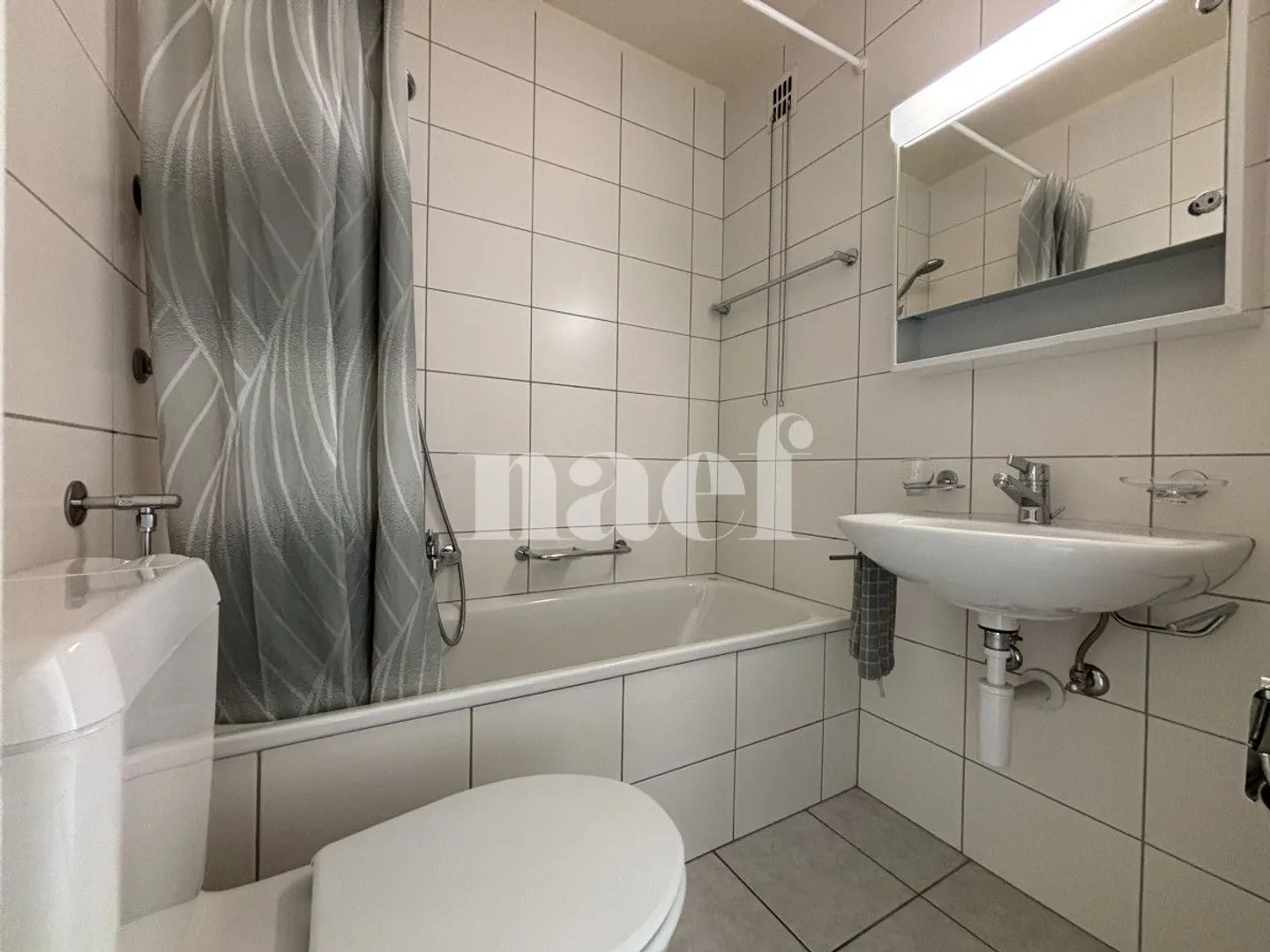 2-room apartment - Photo 4 of 4