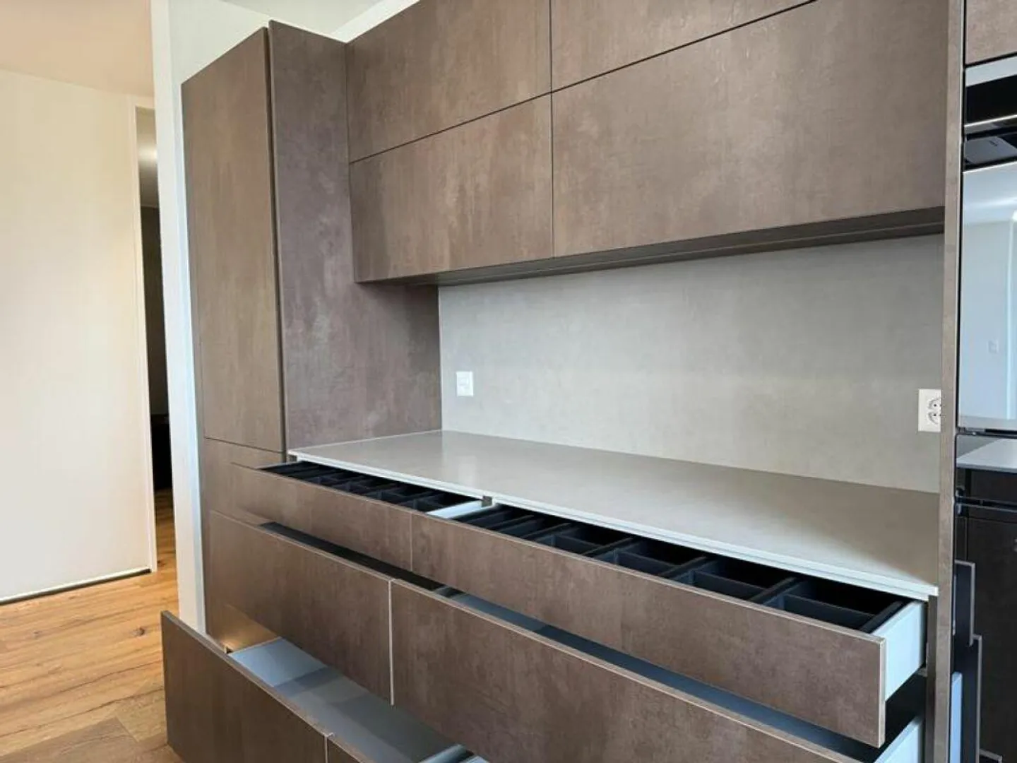 Ganz oben. Ganz frei. Ganz Zuhause - exklusive 3.5-Zi.-Attikawohnun... - Foto 1 di 19