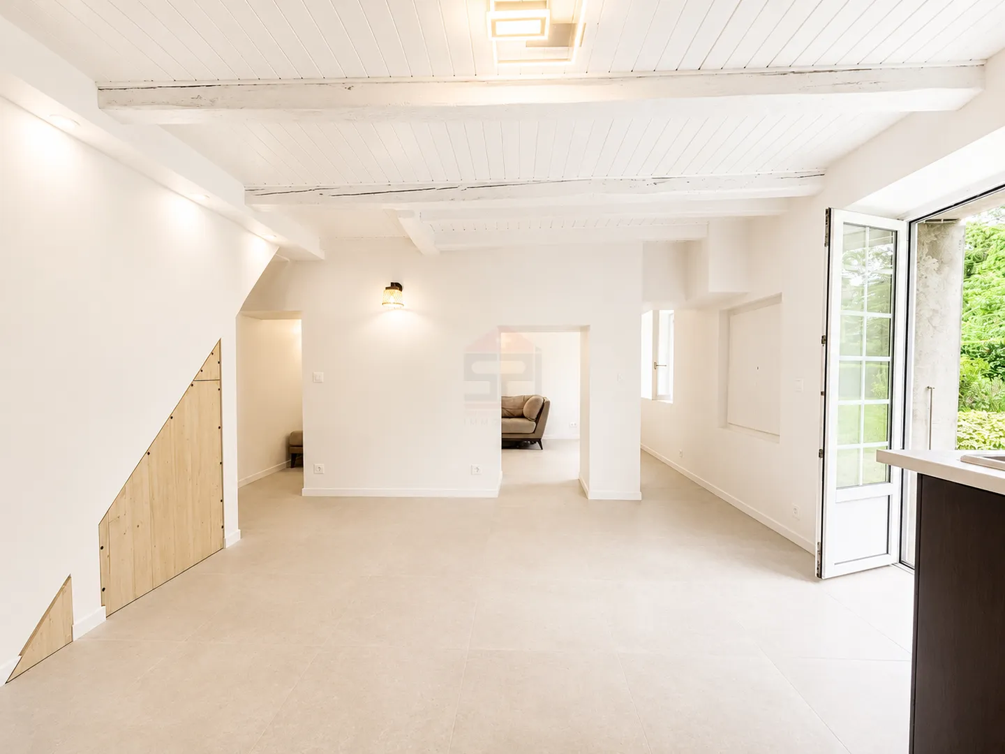 Exceptional character triplex in Meinier - Photo 2 of 9