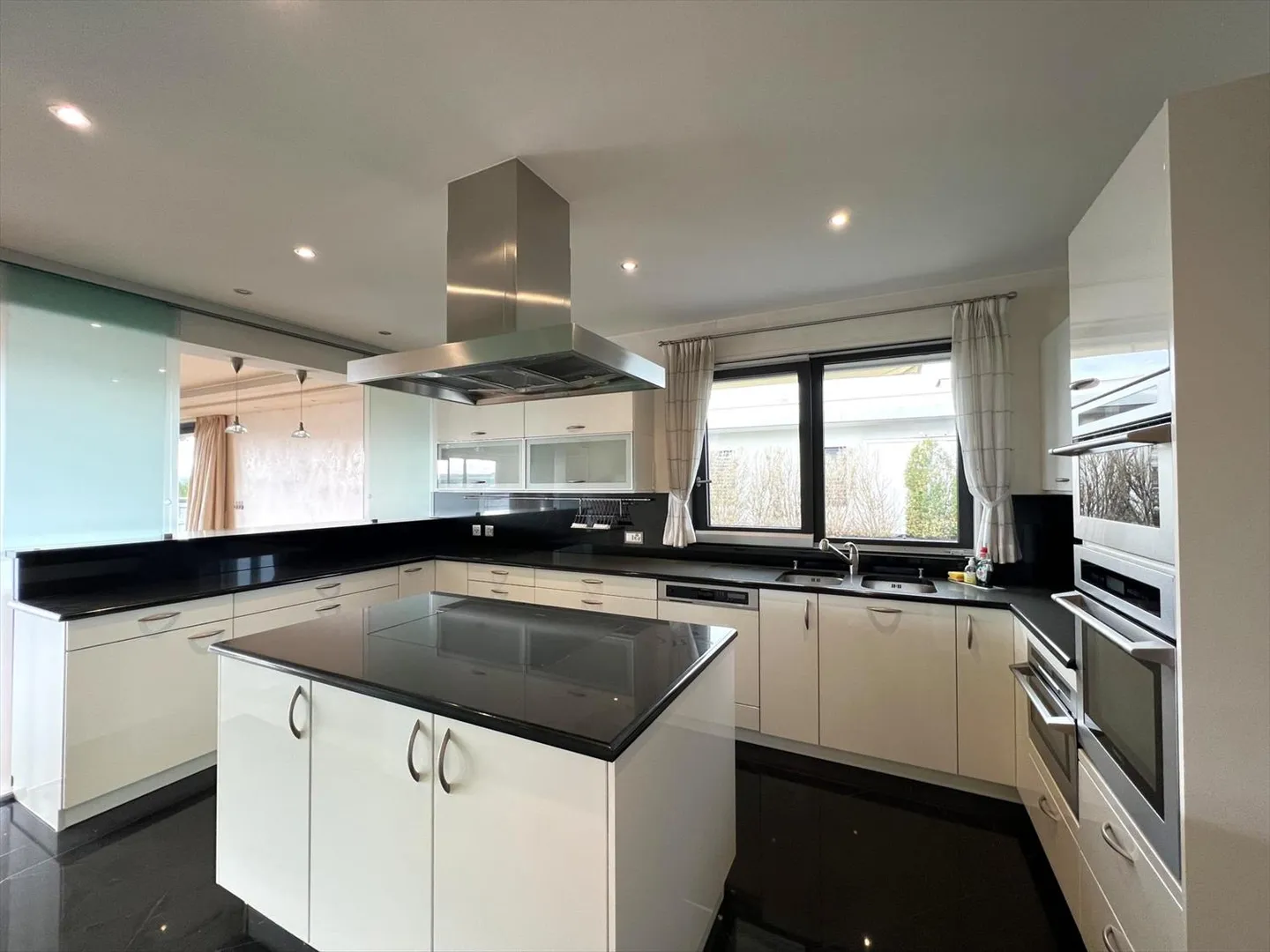 Attico in affitto - Foto 3 di 11