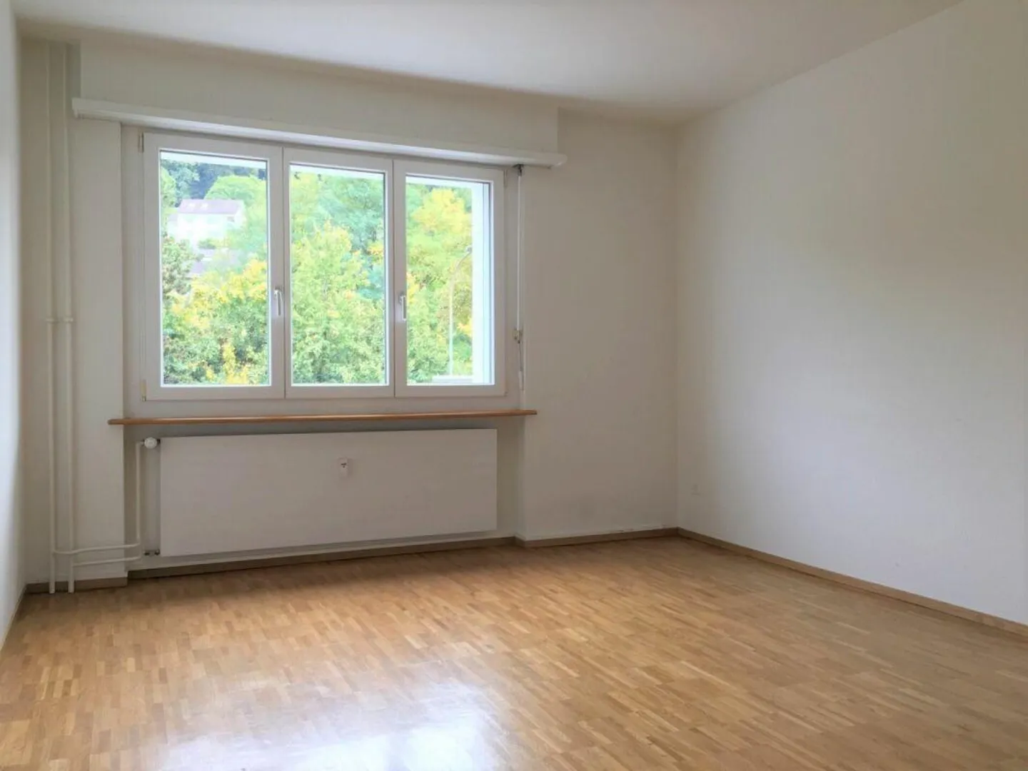 Liestal / 3.5 Zimmer Wohnung 2. OG rechts - Foto 8 von 12