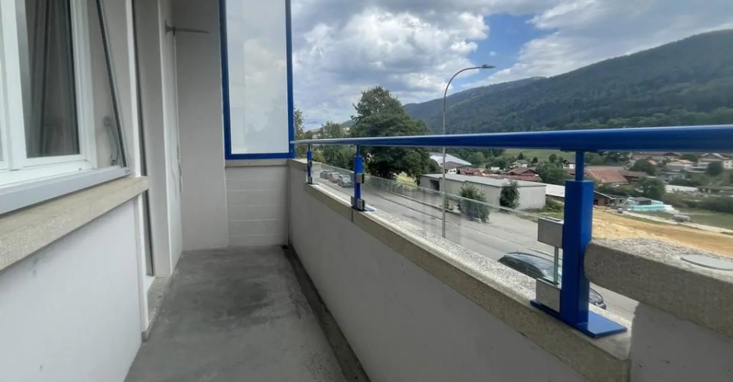 Appartement Charmant avec Vue - Photo 7 sur 8