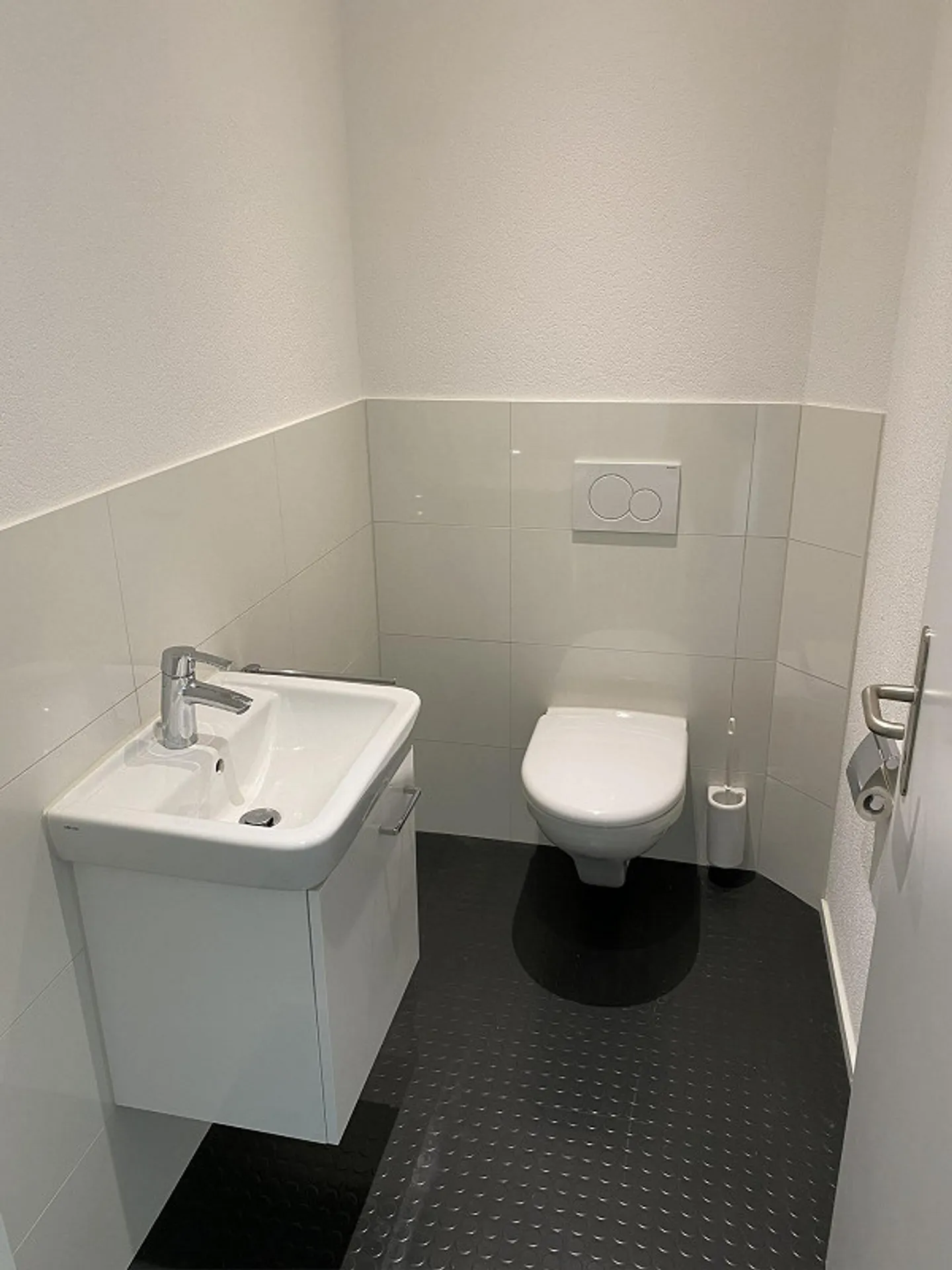 Fantastic 4.5-room maisonette apartment in a quiet location in Schöfflisdorf - Photo 7 of 11