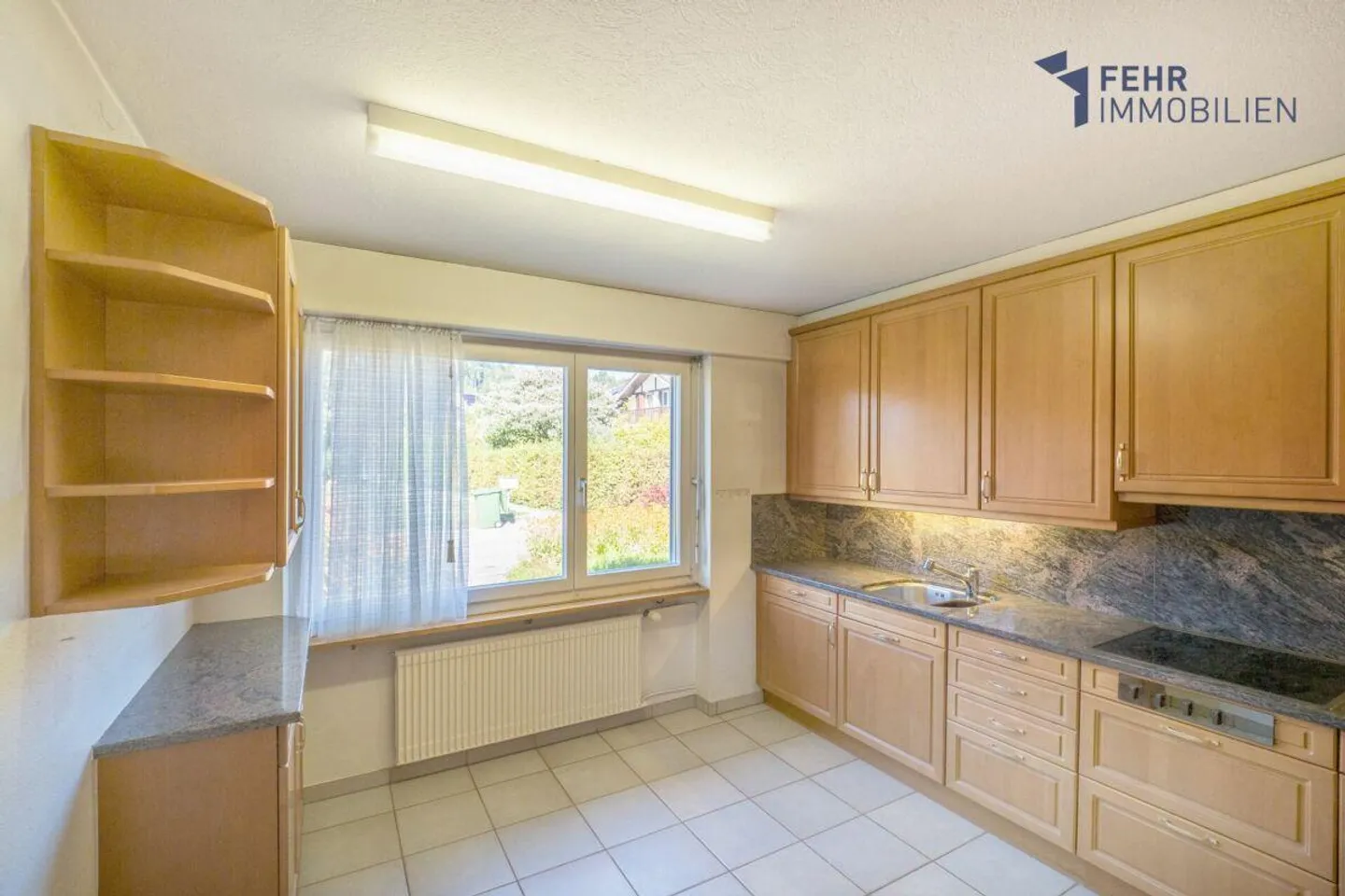 Fehr Immobilien - Freistehendes Zwei-Generationen-Haus - Foto 6 von 13