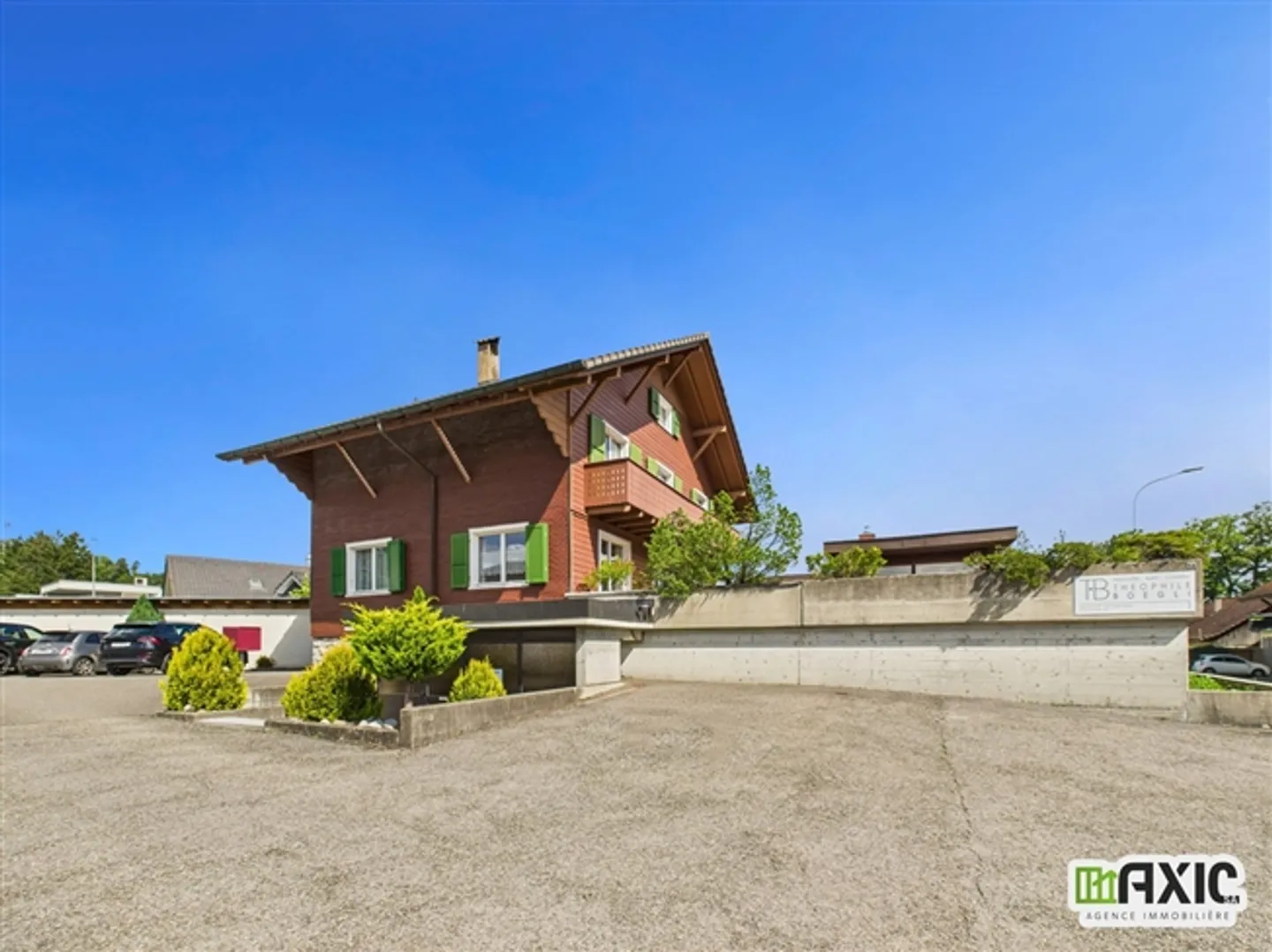 BAISSE DE PRIX !! - Bâtiment à usage mixte - fort potentiel d'investissement - Photo 1 sur 20