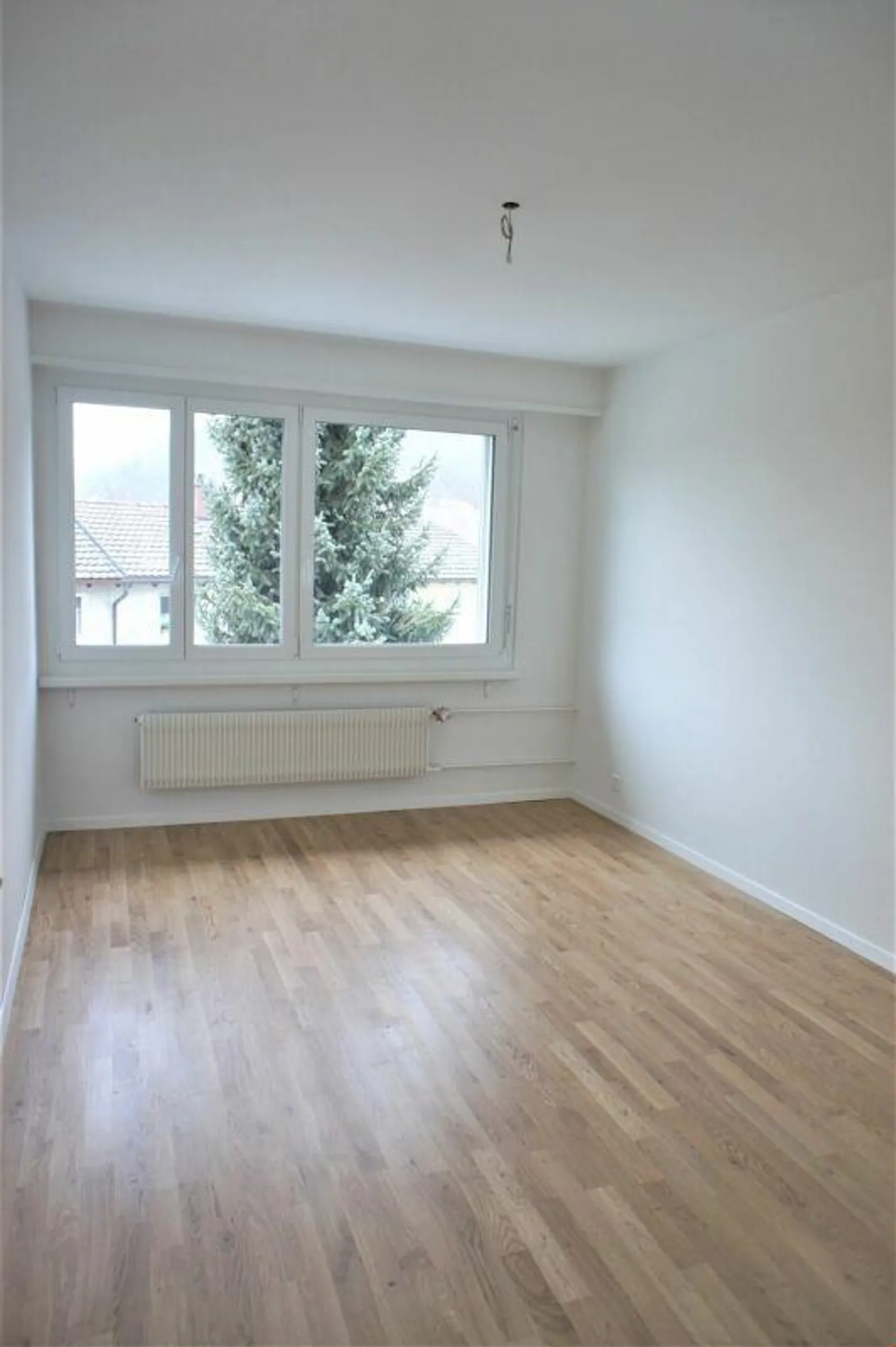 Moderne Wohnung mit Balkon - Foto 8 von 12