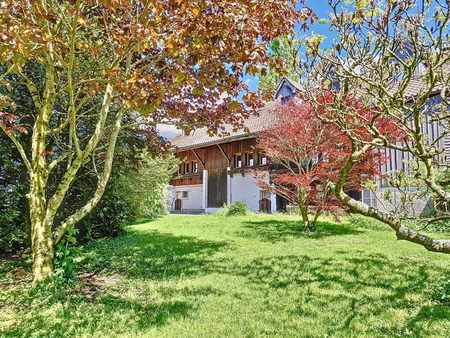 Propriété avec 10 chambres dans la nature - Photo 2 sur 12