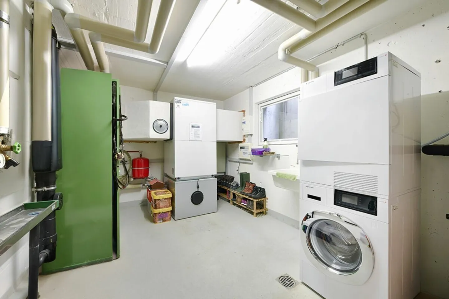 Casa unifamiliare di 5,5 locali in una posizione meravigliosamente soleggiata - Foto 16 di 21