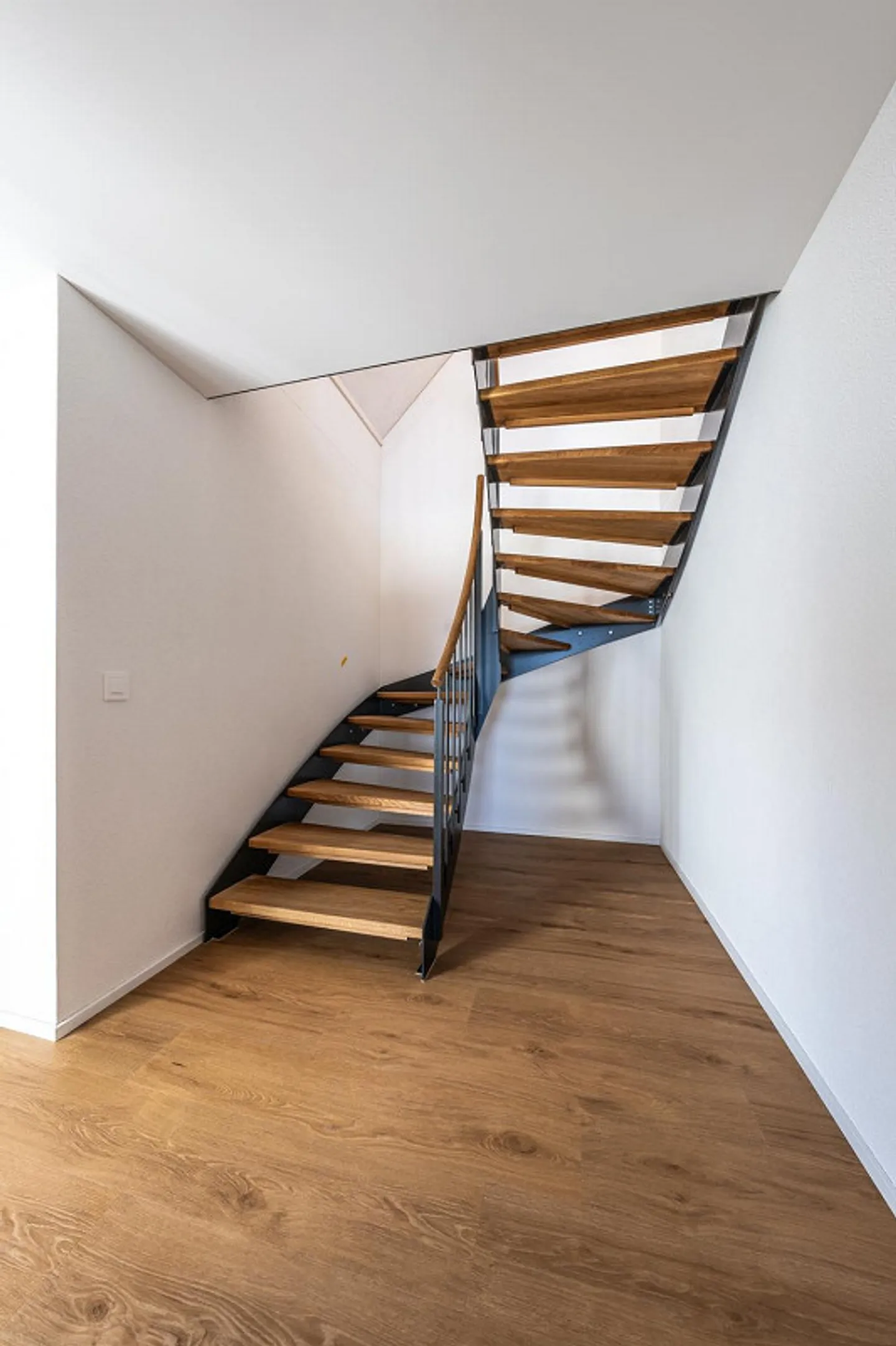 3.5-Room Maisonette Apartment - 139 m² Living with Special Character - Photo 10 of 13
