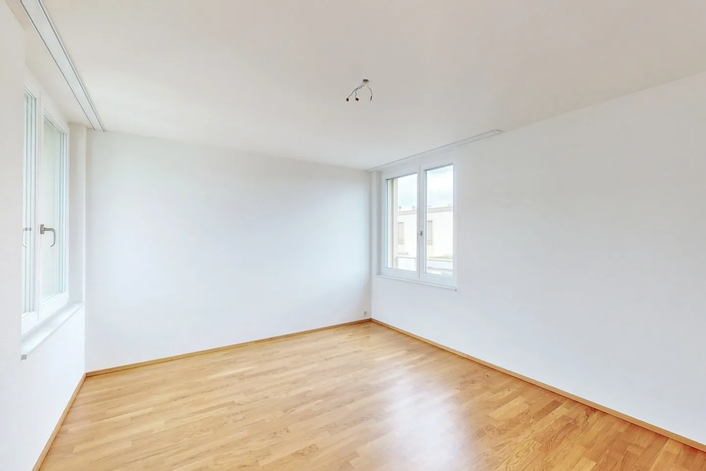 Modern Living - Altstetten - Photo 5 of 8