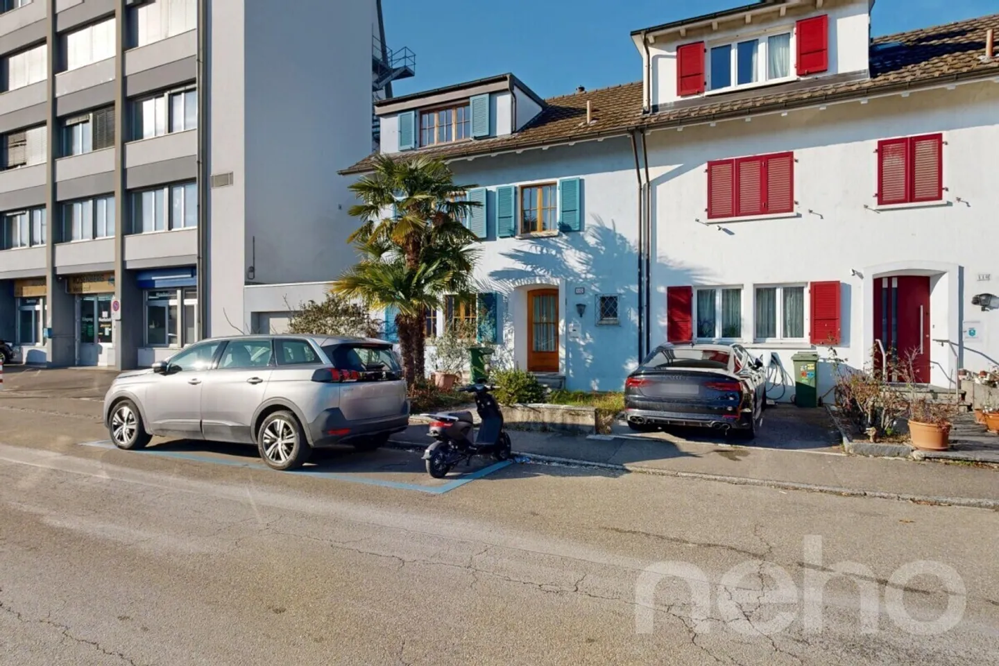 Affascinante casa a schiera di 6 stanze in posizione centrale - Foto 11 di 12