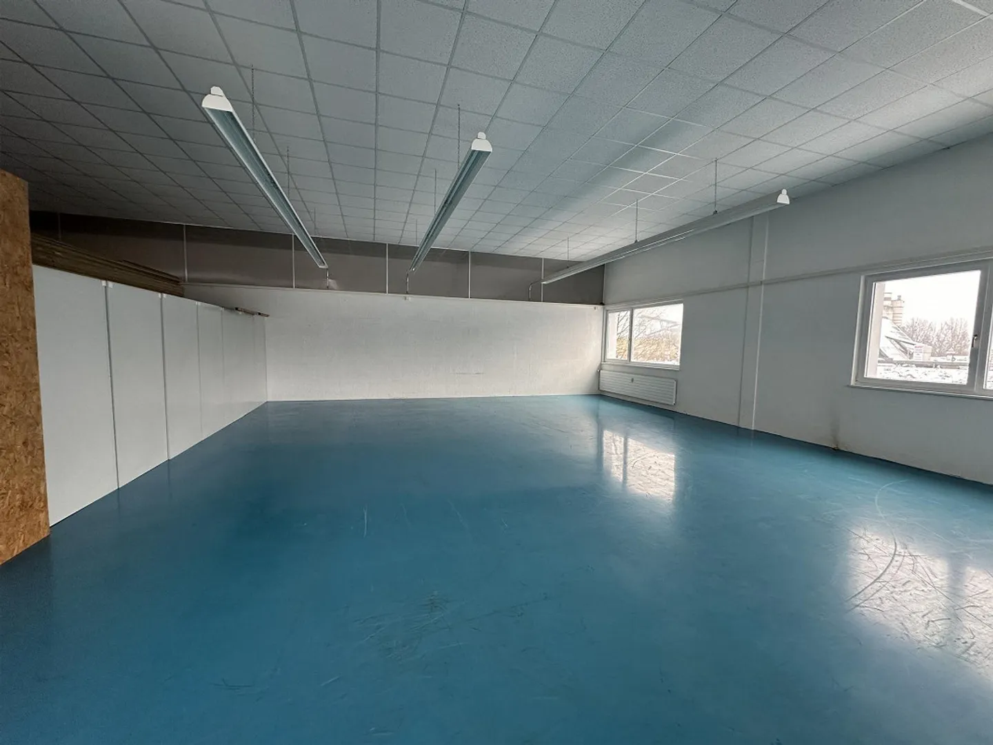 Industrial/Office Property for Rent - Photo 1 of 8