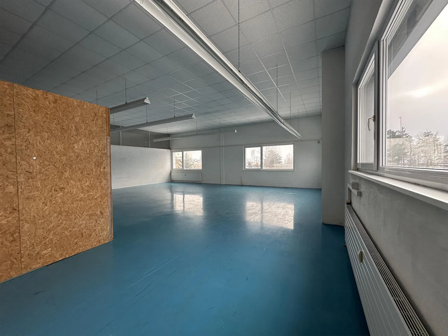 Industrial/Office Property for Rent - Photo 3 of 8