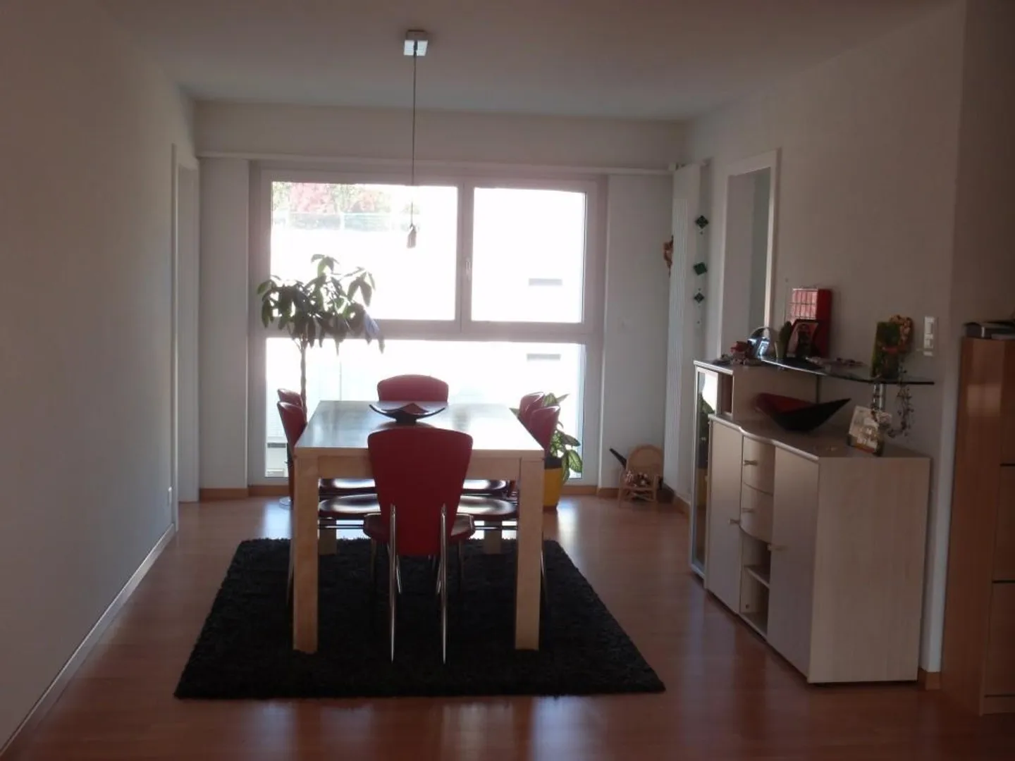 Appartamento soleggiato di 4½ stanze con vista lontana - Foto 8 di 9