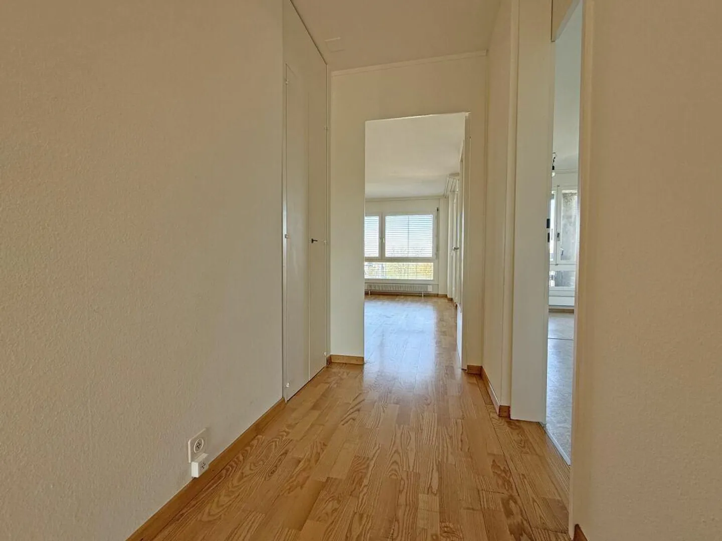 Appartamento 2.5 locali con vista sul verde - Foto 5 di 9