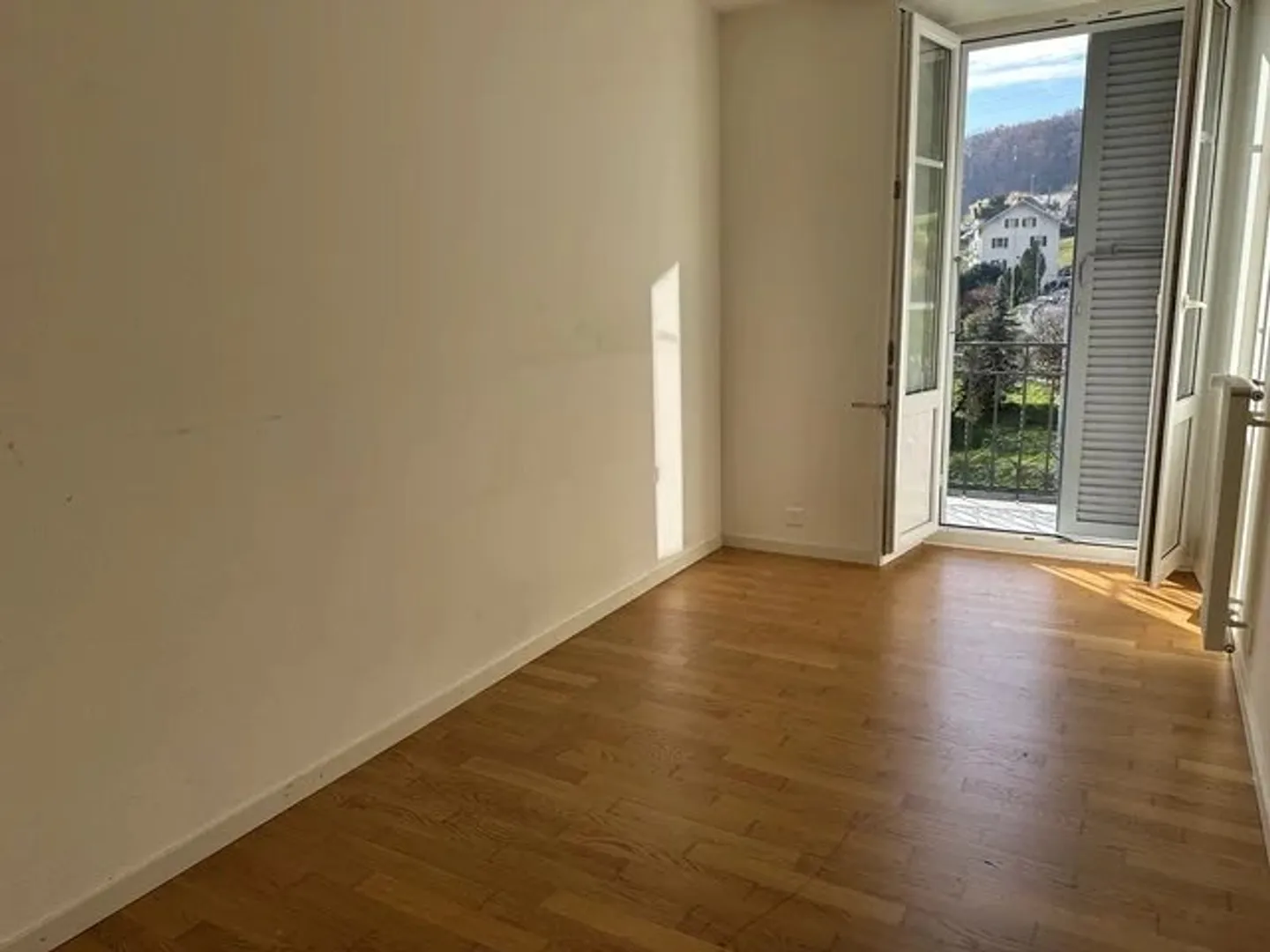 Appartamento di 4.5 locali, ca. 85m2 al 2° piano - Foto 5 di 9