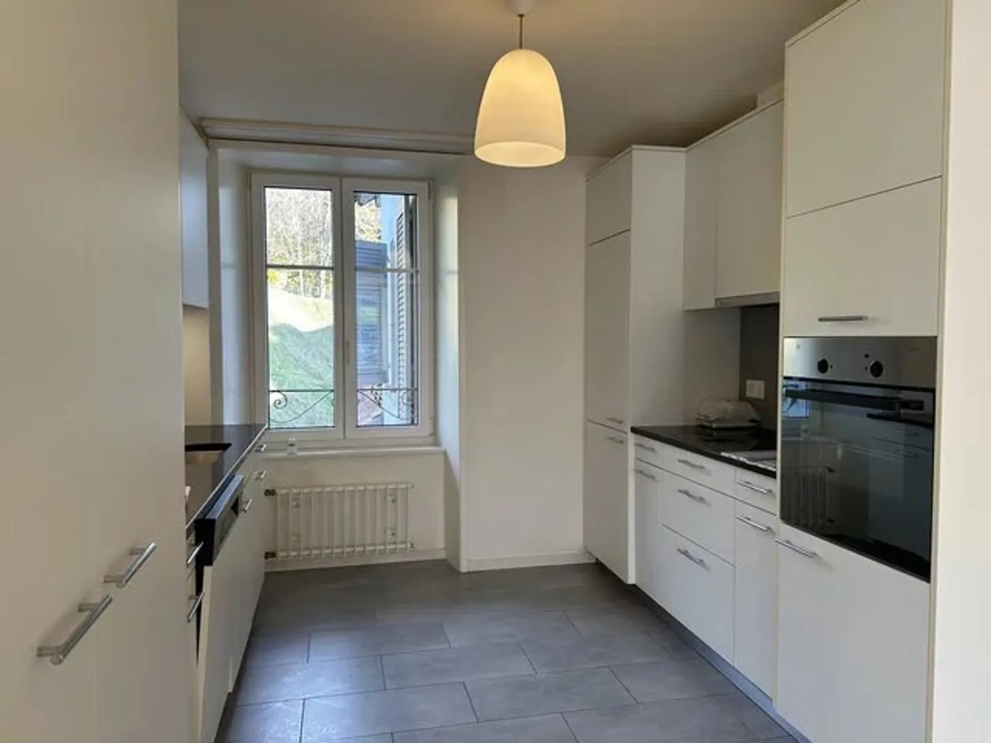 Appartamento di 4.5 locali, ca. 85m2 al 2° piano - Foto 3 di 9