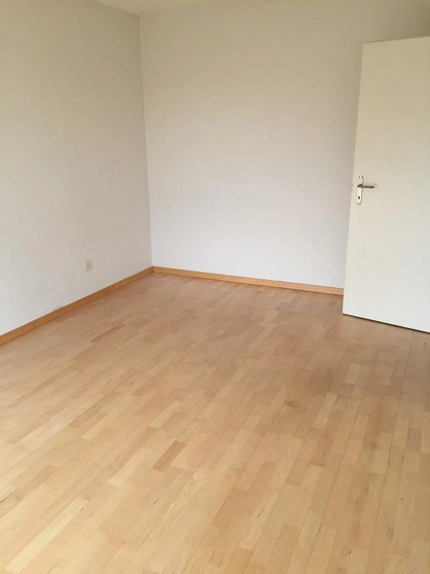 Quiet Residential Area! - Photo 5 of 7