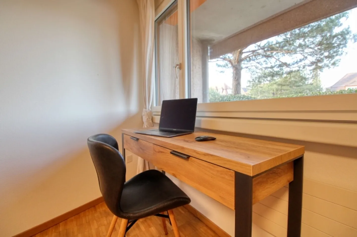 «Schöne Zimmer an bester Lage nahe Sihlcity» - Foto 2 von 13
