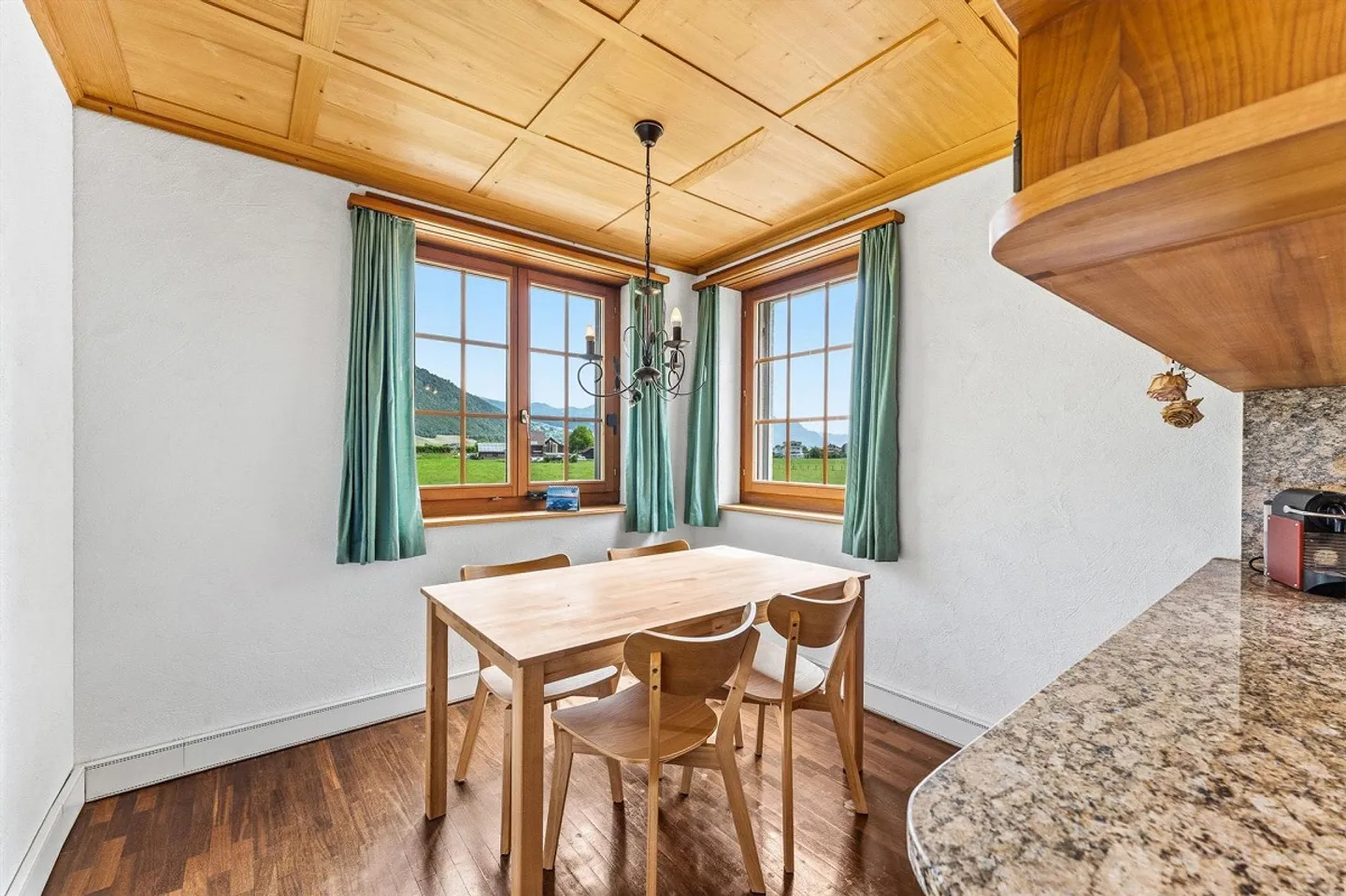 Stans: 6.5-Room End Row House with Far View and Sun - Photo 6 of 13