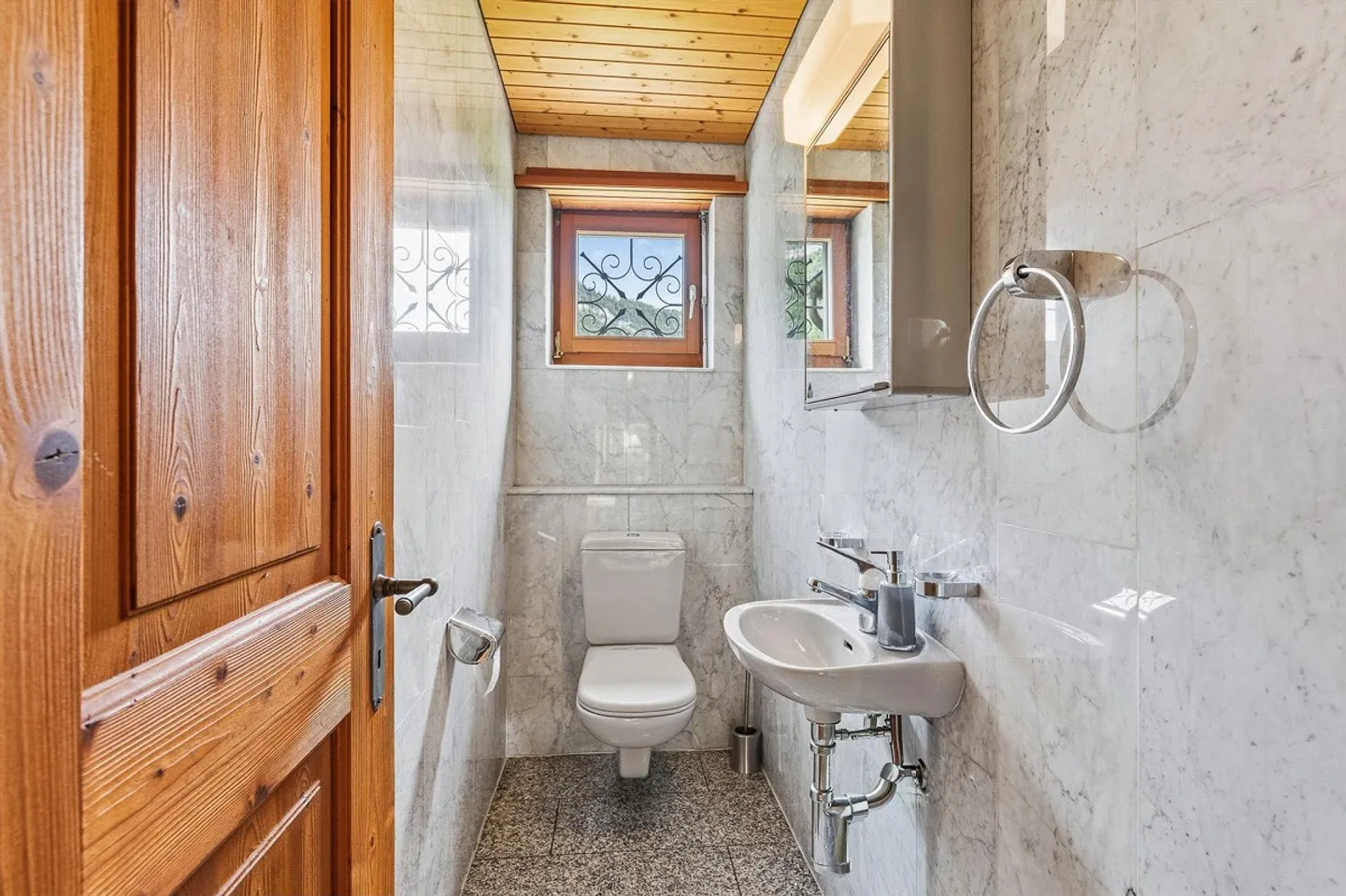 Stans: 6.5-Room End Row House with Far View and Sun - Photo 8 of 13