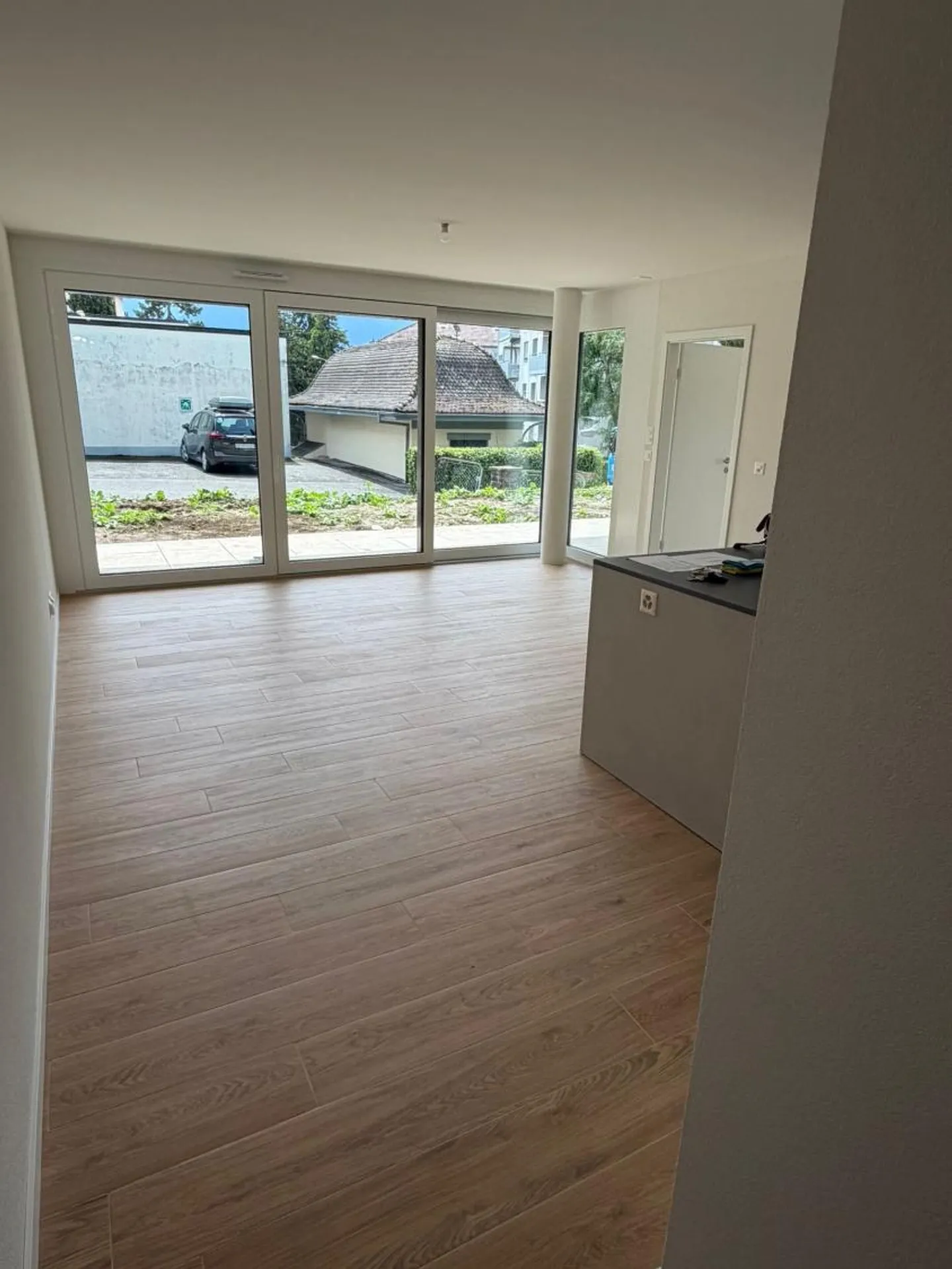 Erdgeschosswohnung mit Garten - Foto 3 von 8
