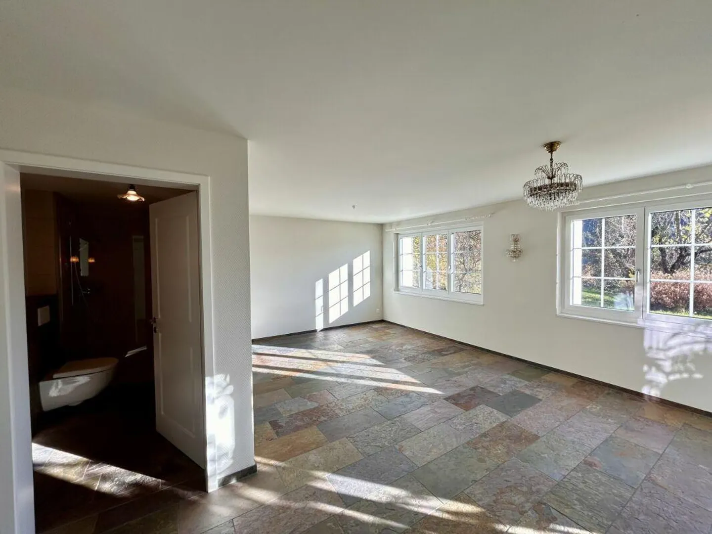 Historical Mountain House with Modern Interior in a Quiet Panoramic Location - Photo 10 of 13