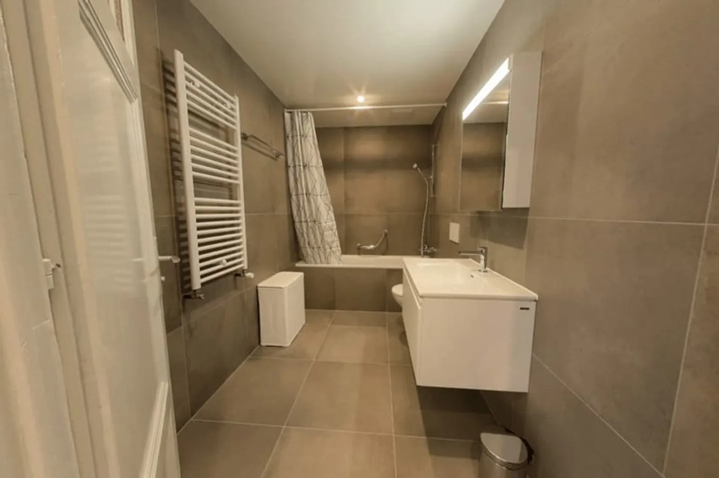 Appartement meublé à seulement 5 minutes du lac - Photo 10 sur 11