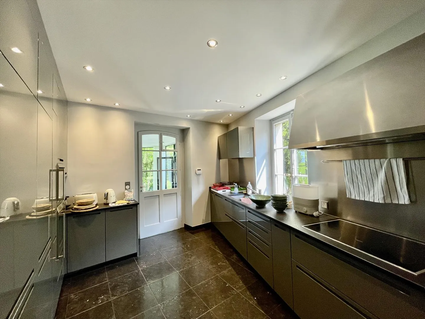 Außergewöhnliche Villa mit Pool in Vésenaz, Seeblick - Foto 4 von 5