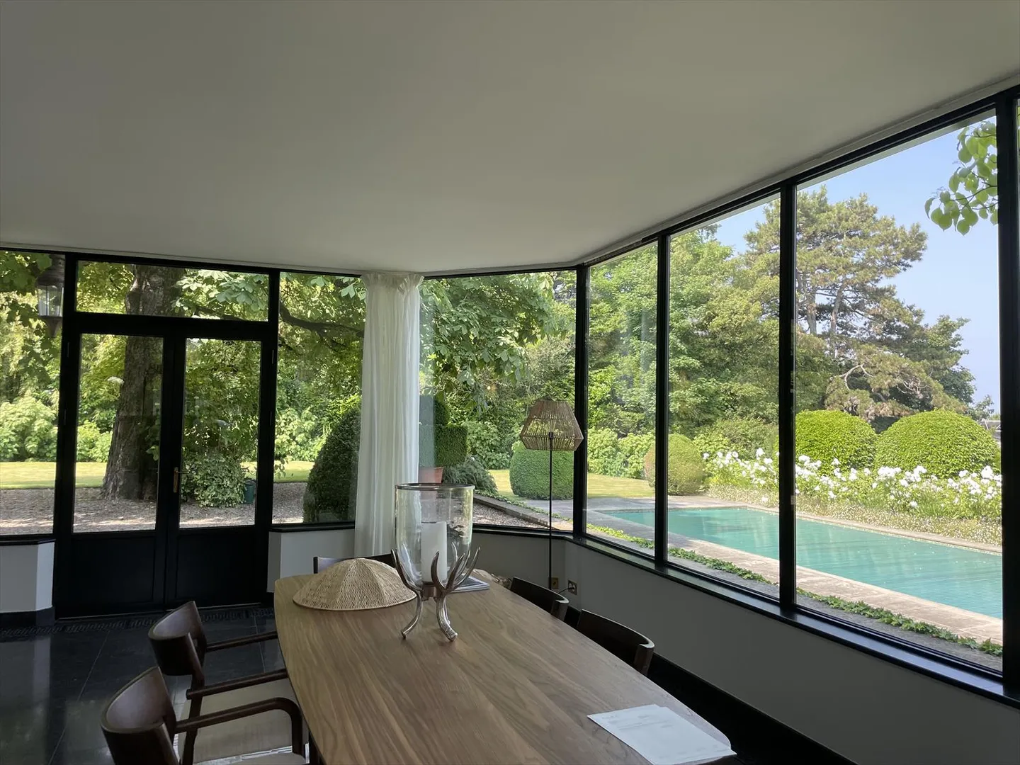 Außergewöhnliche Villa mit Pool in Vésenaz, Seeblick - Foto 2 von 5