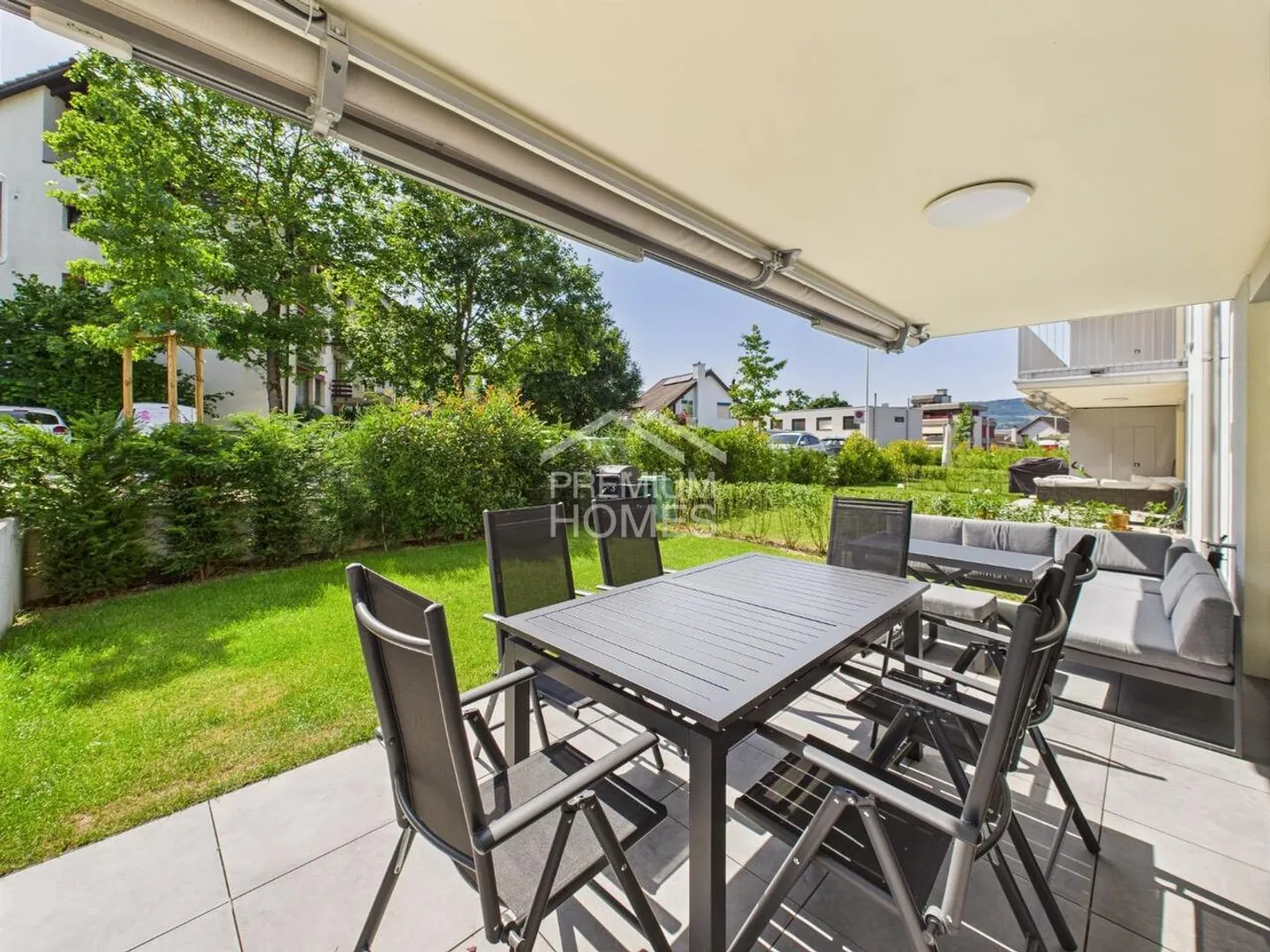 Modernes Smart Home mit Garten - Foto 10 von 12