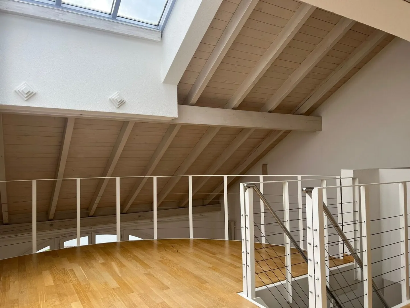 Your Dream Home in Grenchen: Unique Maisonette Apartment - Photo 2 of 9