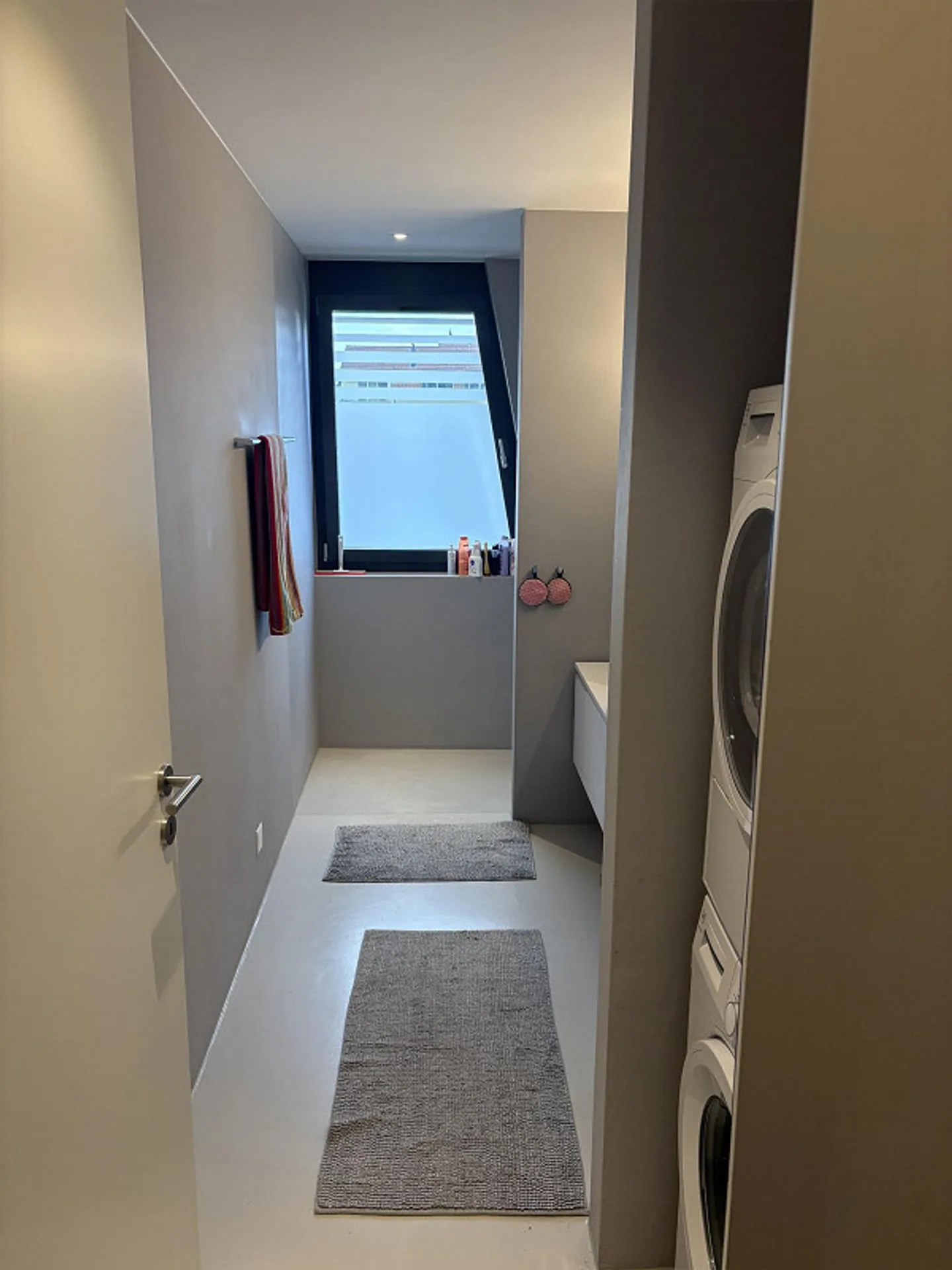 Appartamento moderno di 4,5 stanze - Foto 6 di 8