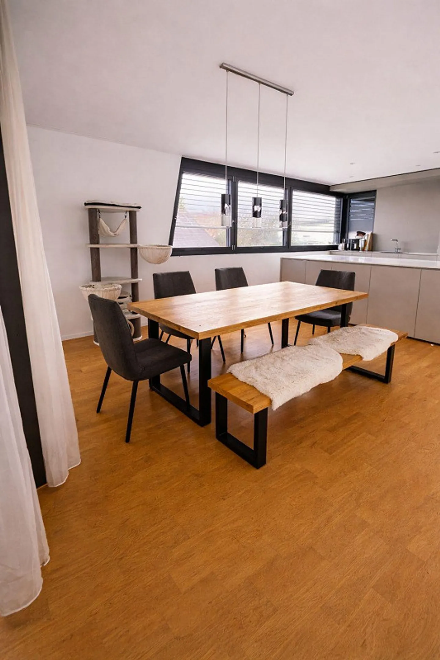 Appartamento moderno di 4,5 stanze - Foto 2 di 8