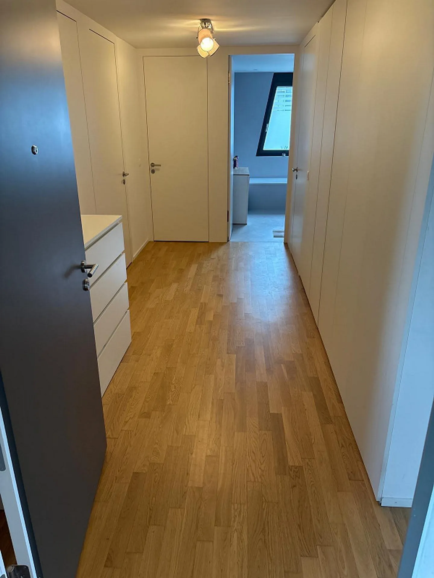 Appartamento moderno di 4,5 stanze - Foto 7 di 8