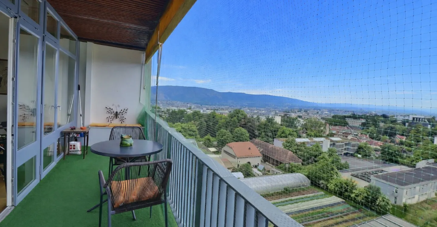 Superb apartment on a high floor with a pool in occupied life annuity without rent - Photo 8 of 10