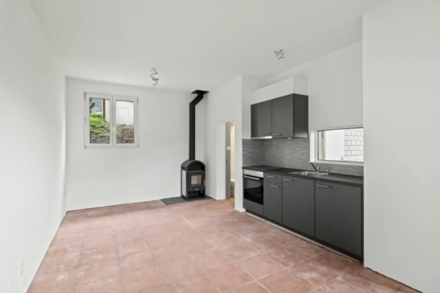 Shop for rent - Photo 14 of 20