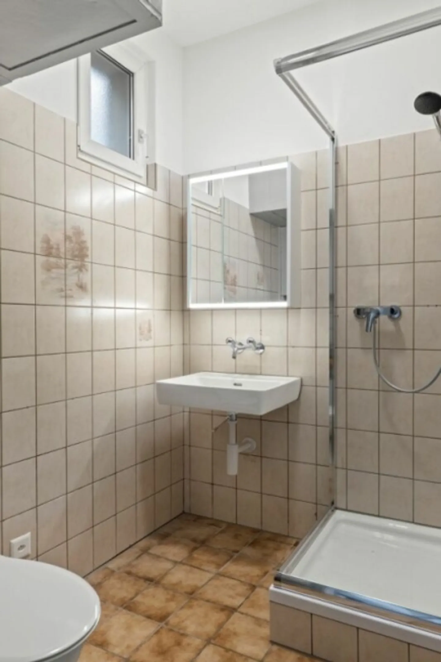 Shop for rent - Photo 18 of 20