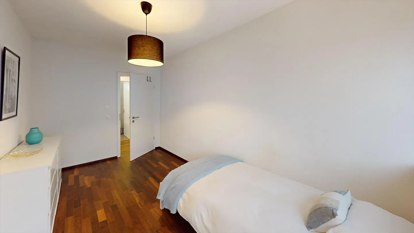 Appartement meublé 4.5 pièces - Photo 15 sur 16