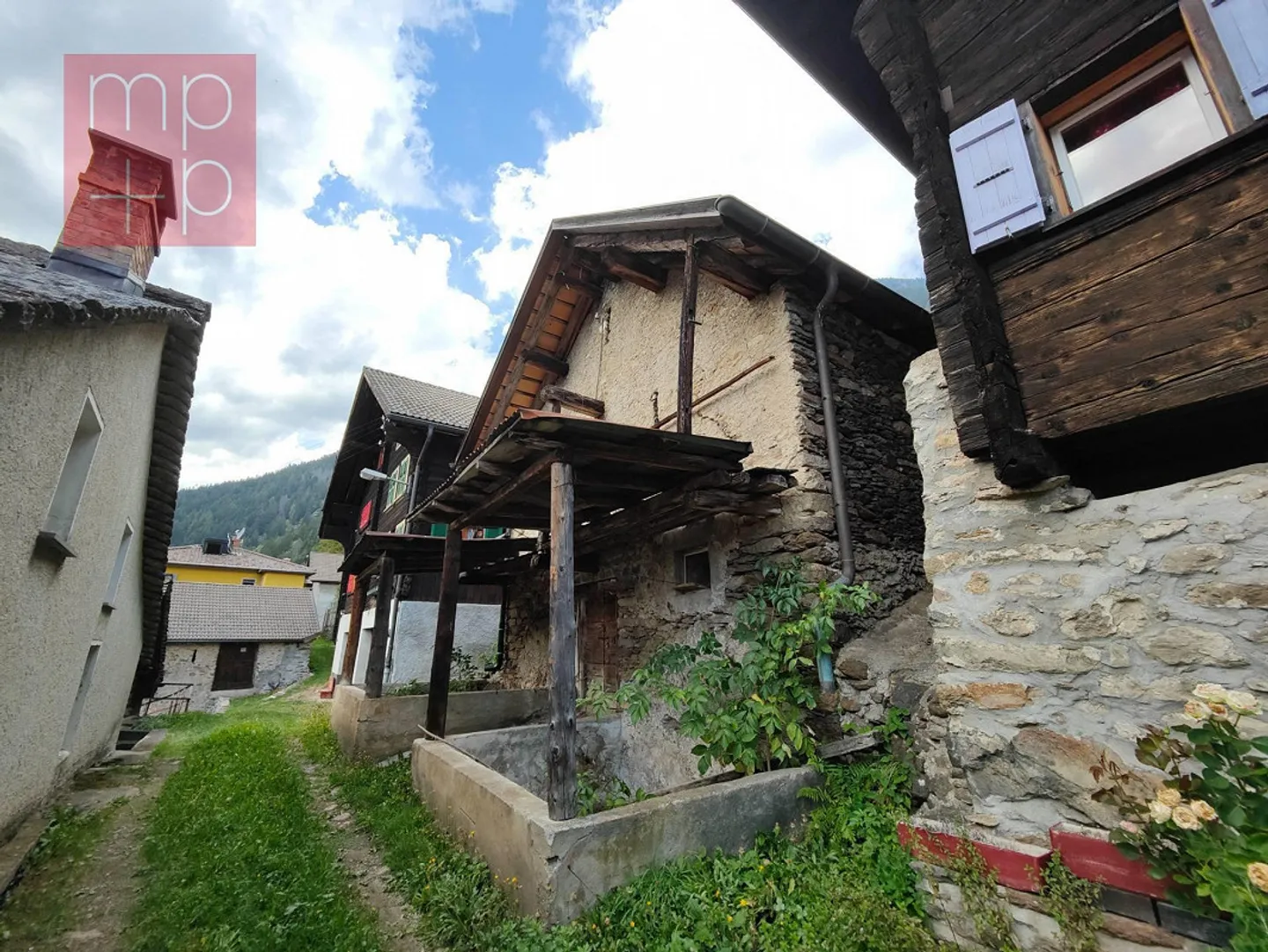 Rustico - Osco - Foto 1 di 8