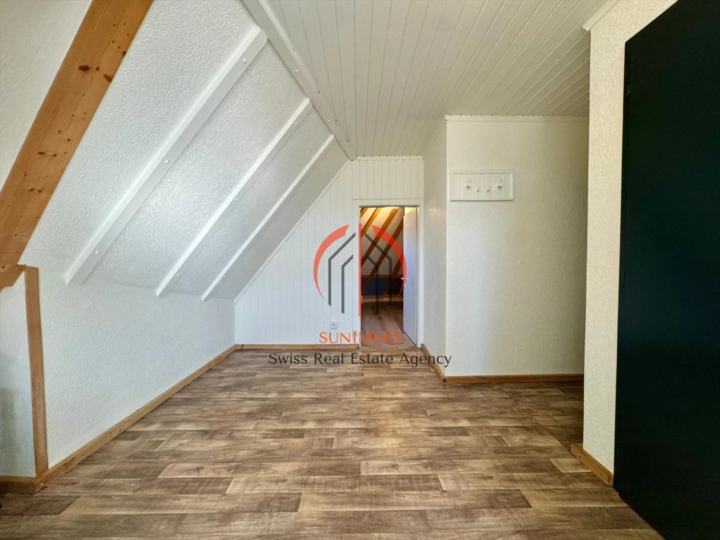 Attico 2.5 stanze - Foto 2 di 7